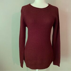 Maroon sweater